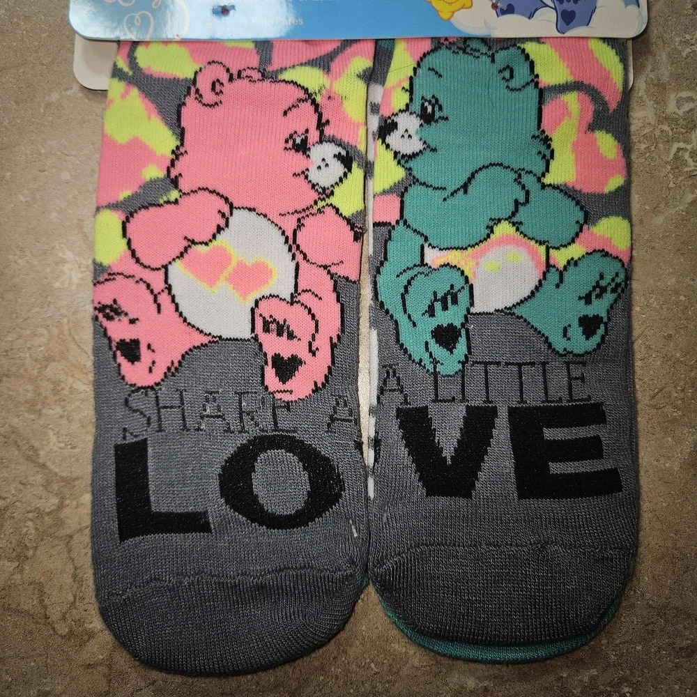 Care Bears Socks Women One SZ Gray No Show 2 Pair Share Love Hug Someone Novelty